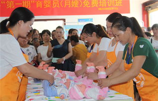 月嫂走俏 专业家政服务市场的新引擎